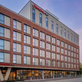 Hampton By Hilton Nuneaton, hotelli kohteessa Nuneaton