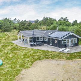 Holiday Home Vejers Havvej Vejers Strand X, hotel in Vejers Strand
