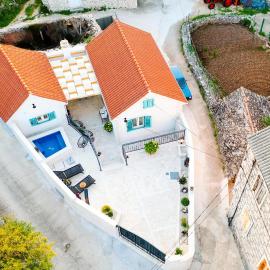 2 Bedroom Beautiful Home In Nerezisca