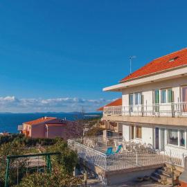 Holiday Home Dolac With Sea View 06