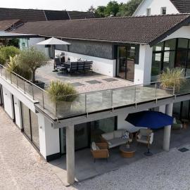 5Season- Luxus-Spa, Bar, Weinkeller, Billard, hotel v destinaci Leverkusen