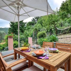 2 Bedroom Stunning Apartment In Camogli