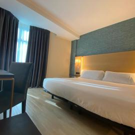 Hotel Zentral Gijón Rey Pelayo, hotel en Gijón