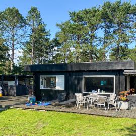 Awesome Home In Asnæs With Wifi, hotel em Asnæs