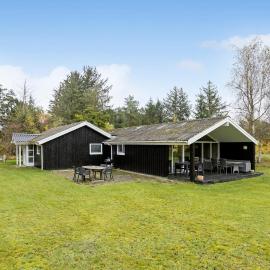 4 Bedroom Pet Friendly Home In Bindslev