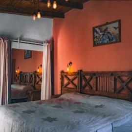 Hostal SPA Casa de Piedra, hotel a La Quebrada