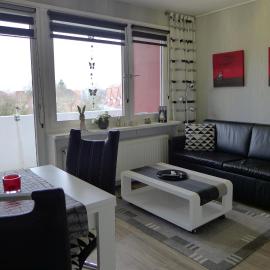 Tief 10 Ferienwohnung Sand mit Internet 101, ξενοδοχείο σε Wangerland