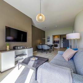 Seerose 5-Sterne-Ferienwohnung Erholung zwischen Ostsee und Bodden, hotel en Wustrow