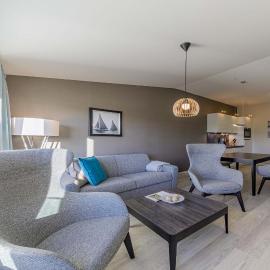 Seebadrast - 5-Sterne Ferienwohnung mit historischem Charme und modernem Komfort – hotel w mieście Wustrow