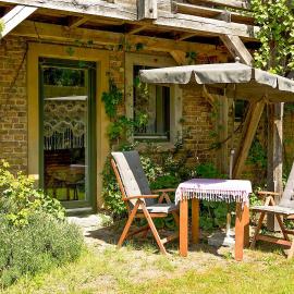 Gänseblume - Charmante Ferienwohnung mit Terrasse und Garten