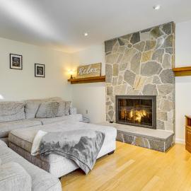 2 Mi to Winnipesaukee Shores: Gunstock Retreat