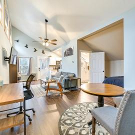 Old Forge Studio: Close to Lakes & Hiking Trails, hotel em Old Forge