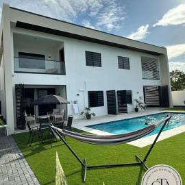 Casa Tua Suriname New 4 bedroom Townhouse 14B