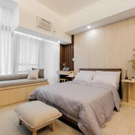 Eastwood City Cozy Designer Studio Long Stay Friendly Walk to Mall، فندق في مانيلا