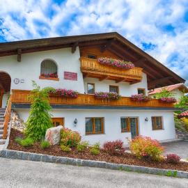 Haus TIROL, hotell sihtkohas Thiersee