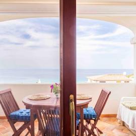 Apartamento Mirto, con vistas al mar