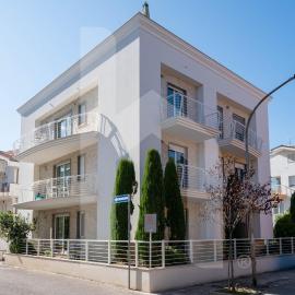 Homiday - Residence BordoPineta, hotel en Pineto