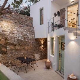 Porto Sereno Andros Suites