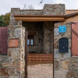 Casa los toriles, hotel in Ortigosa del Monte