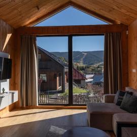 Chalet VLOčKA - Chalet Snowflake, отель в городе Телгарт