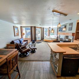Lakeside 1485 by SummitCove Lodging in Colorado