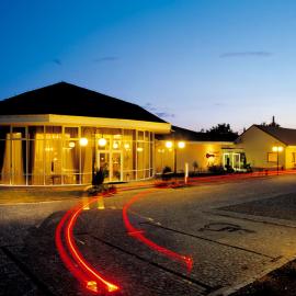 Marcinowice में, होटल Hotel Preemier