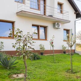 Lov&Mar apartment, hotel in Cvitović