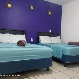 Casa sencilla, primer piso bien ubicada