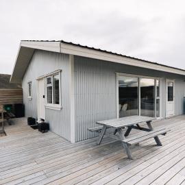 Stylish cottage with hot tub, hotel a Stóri-Ás