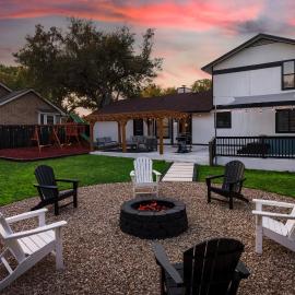 Hot Tub, Game Room, Fire Pit