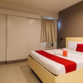 RedDoorz at Samat Mandaluyong