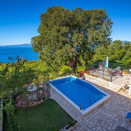 Beach Front Home In Kostrena