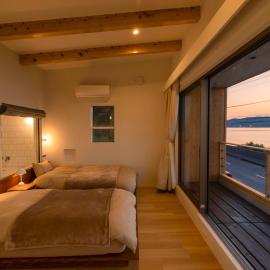 夕日を望む海辺の宿 HOLLY CAMP CASA amami