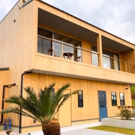 HOLLY CAMP CASA, hotel en Akagina