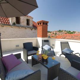 Three-Bedroom Holiday Home In Blato