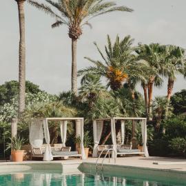 Cal Reiet Holistic Retreat, hotel Santanyiben