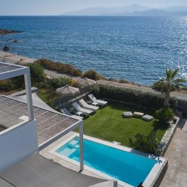 Mando Seaside Villa