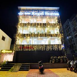 Hotel Regal Heaven – hotel w mieście Pune