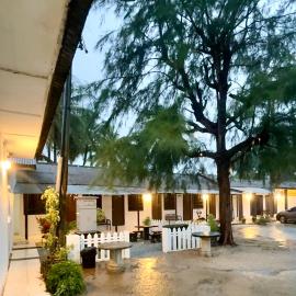 Andiana Beach & Resort, Bachok - Seaview & Swimming Pool, hotel a Bachok