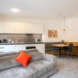 Apartments No 10