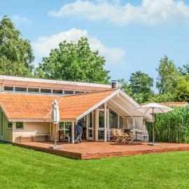 3 Bedroom Amazing Home In Nykøbing Sj, hotel a Klint