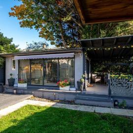 Waterbank Cabin