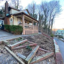 Hillside Hideaway in Lowertown Harpers Ferry
