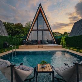 Ala World Resort โรงแรมในคาร์เทเพ