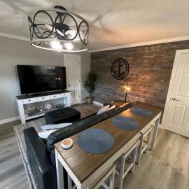 Downtown Waterfront Escape, Hotel in Sandusky