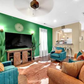 Cozy 2B Townhouse - Hot Tub