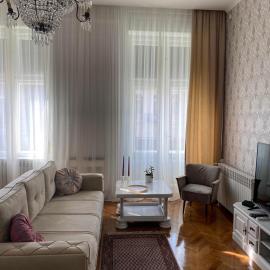 Apartments & Room - Korzo, hotel u gradu Sombor