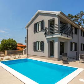 Awesome Apartment In Vrbnik With Wifi
