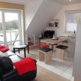 Silbermöwe - Meer & Sonnenbalkon, hotel v destinácii Gollendorf