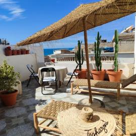 Argan surf house, hotel in Taghazout